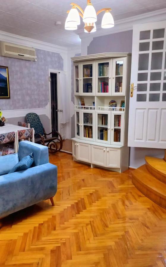 Central Apartment "Ameliya" Baku Kültér fotó